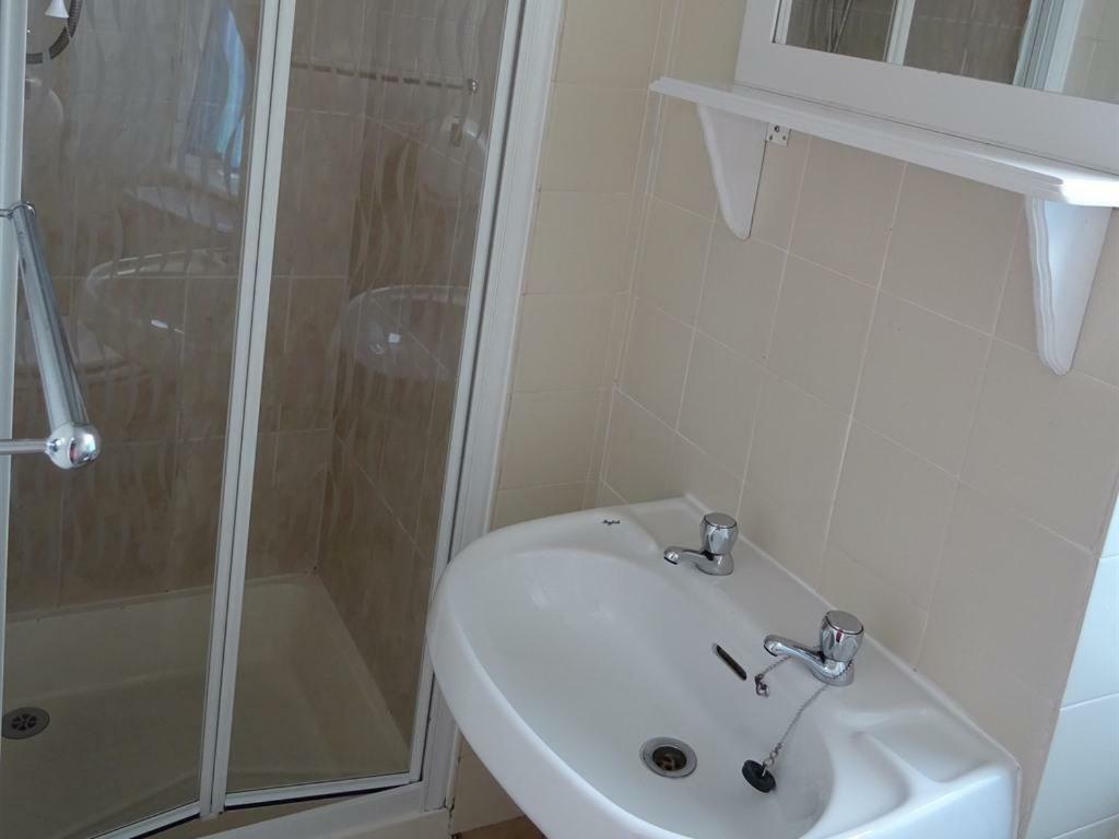 New Quay Abreakaway Lodge חדר תמונה